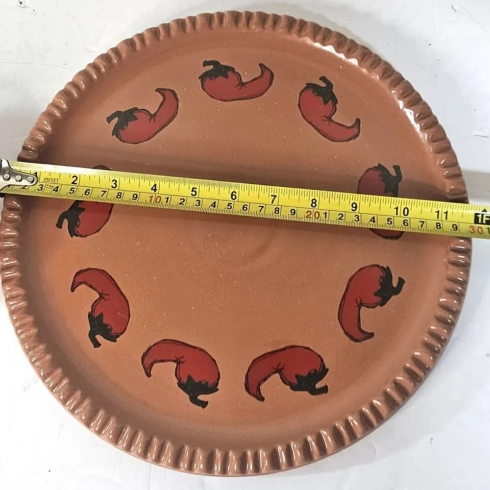 Terracotta Chip &‎ Dip Platter with Red Pepper Motif